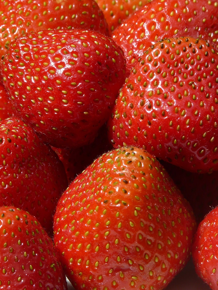 Fruits sweet berries