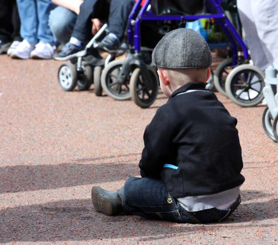 Hat sitting people
