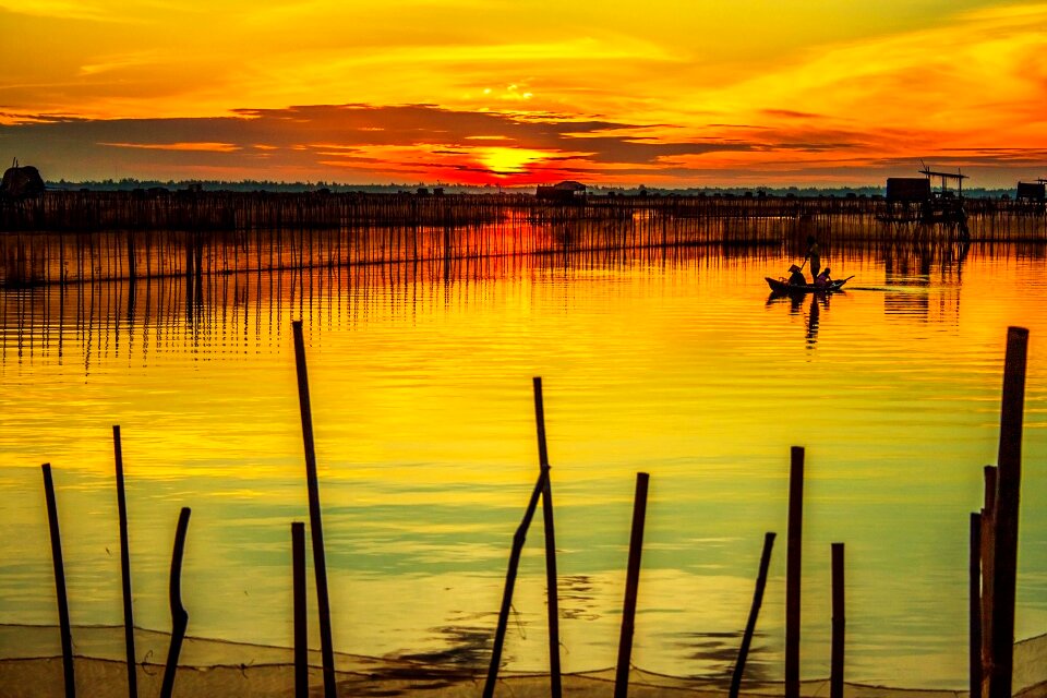 Vietnam lake sunrise