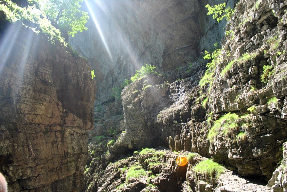 Mountains sunbeam rock