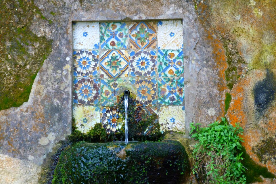 Flow tile old