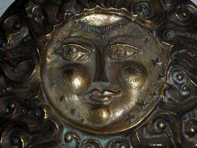 Friendly metal relief