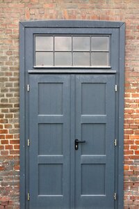 Decorative wood window
