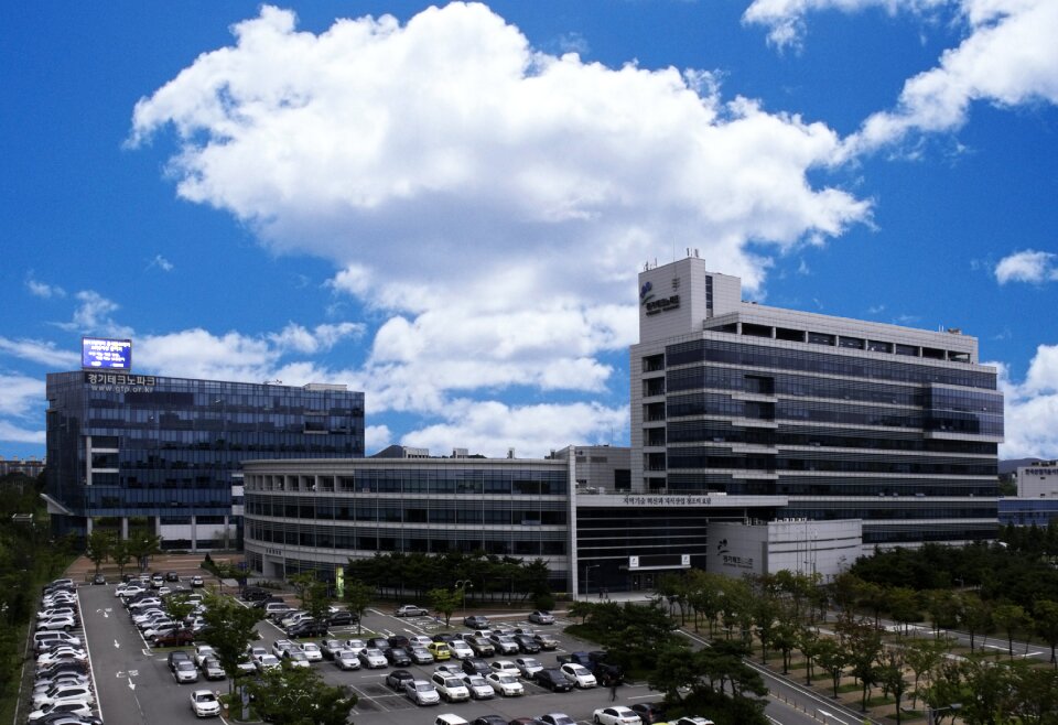 Gyeonggi techno park innovation cluster building