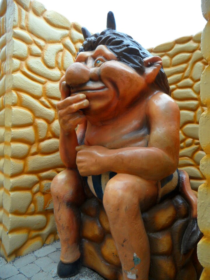 Troll statue figure