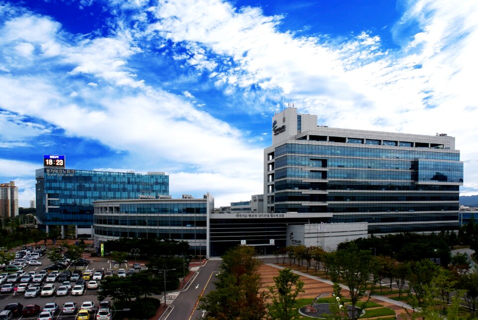 Gyeonggi techno park innovation cluster building