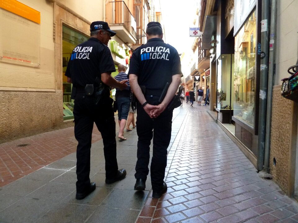 Mallorca historic center police officers