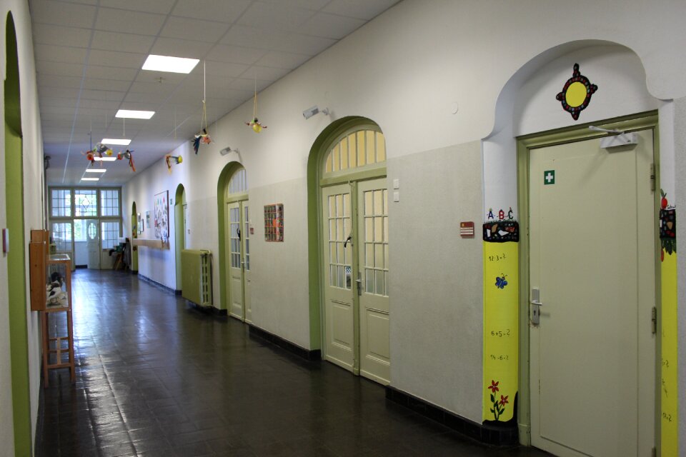Floor education building