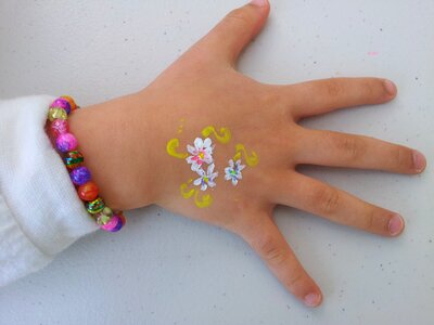 Hand face painting aeson photo