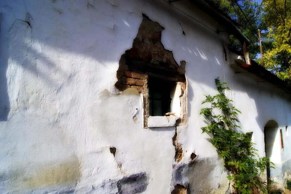 Building facade old