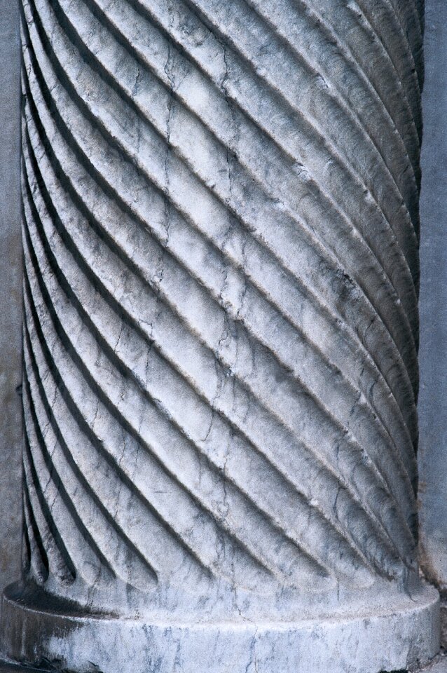 Cannelure stong diagonal