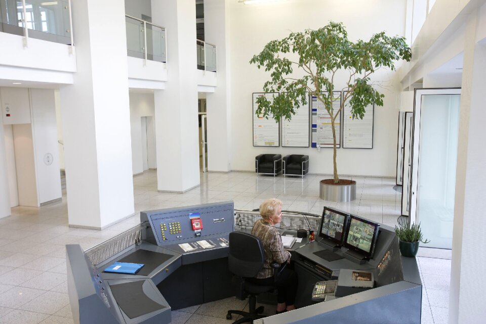 Bonn center input foyer