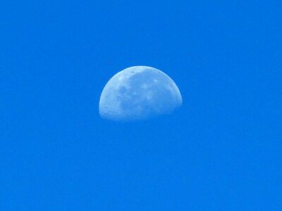 Moon media sky