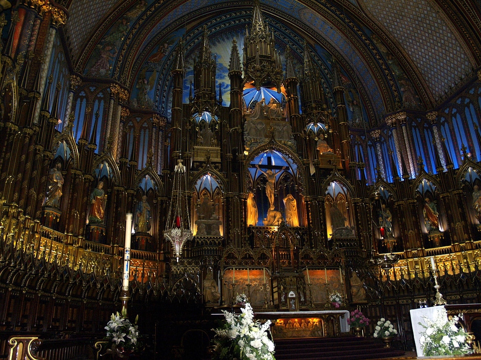 Interior ornate decoration