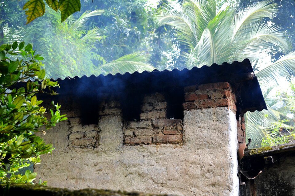 Smoking smoking chimney village photo