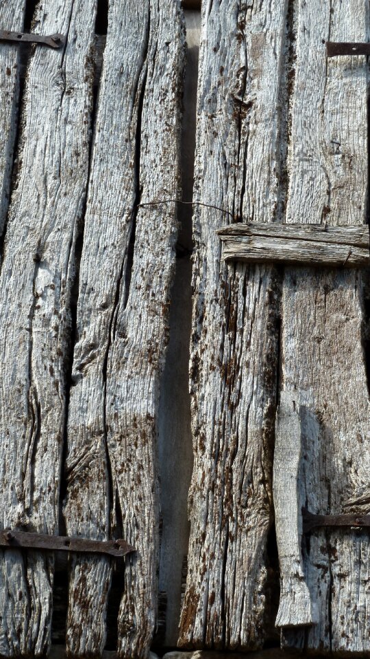 Pane wood window