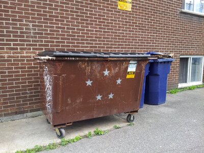 Recycle symbol stars