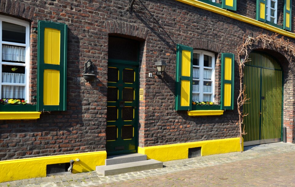 Green age architecture