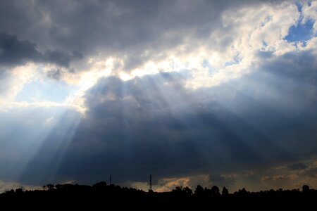 Weather rays crepuscular rays