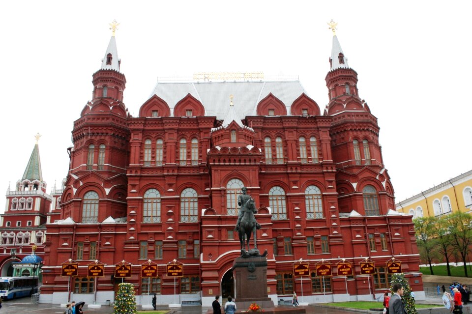 Silver roof statue marshall zhukov