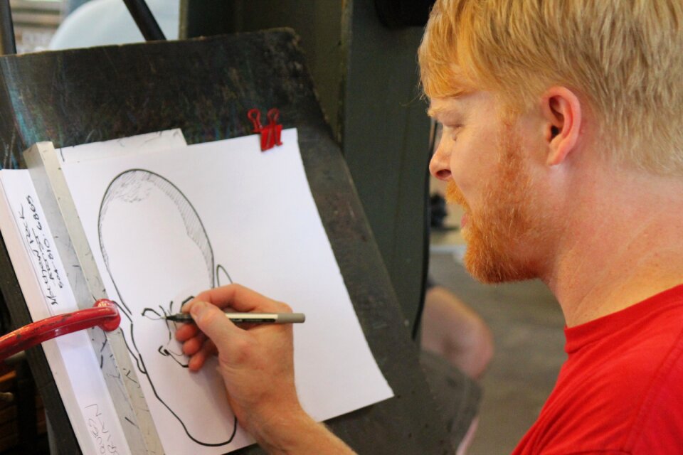 Man drawing new orleans