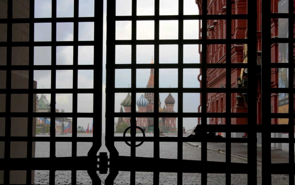 Gates locked no entrance