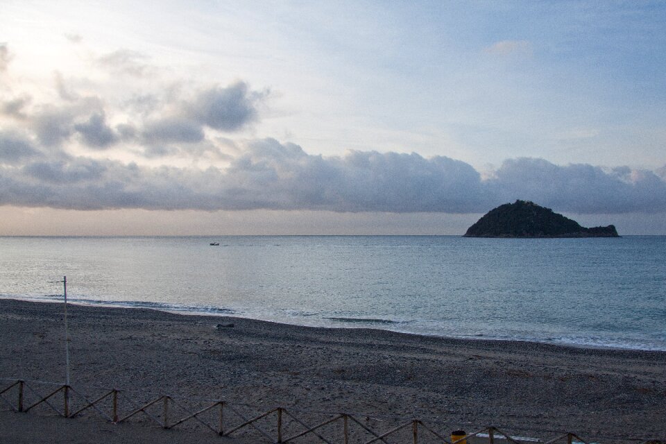 Sand island clouds