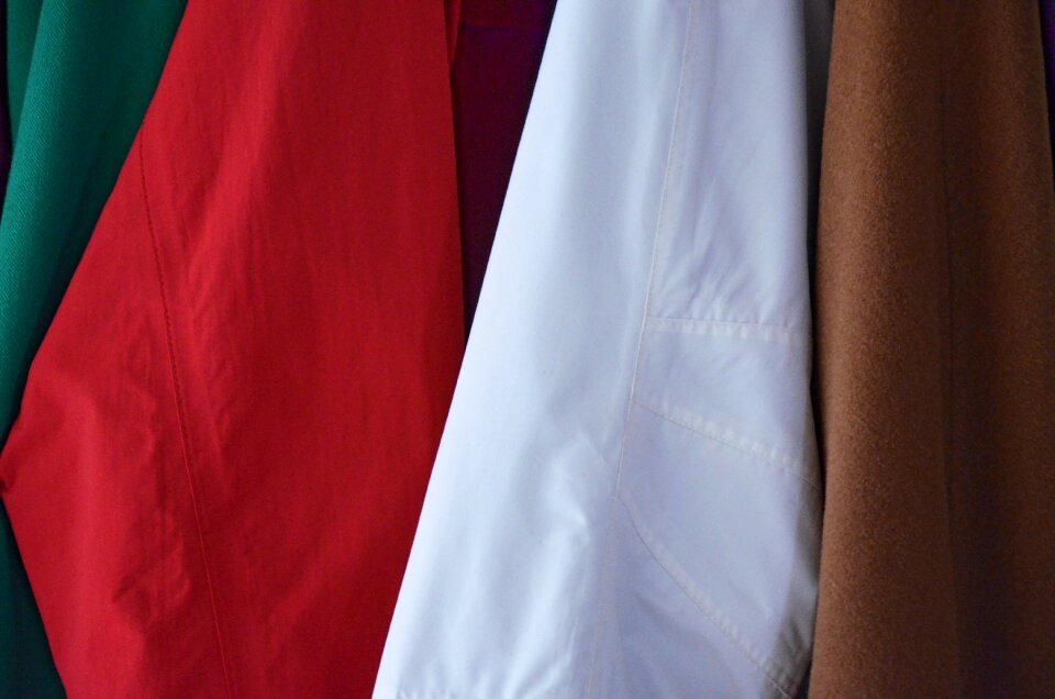 Color clothing wardrobe