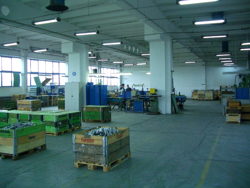Magazine the production of shop