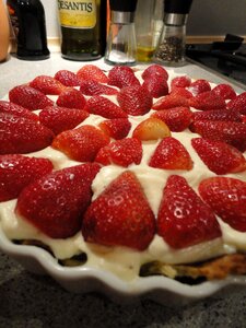 Close strawberry cake photo