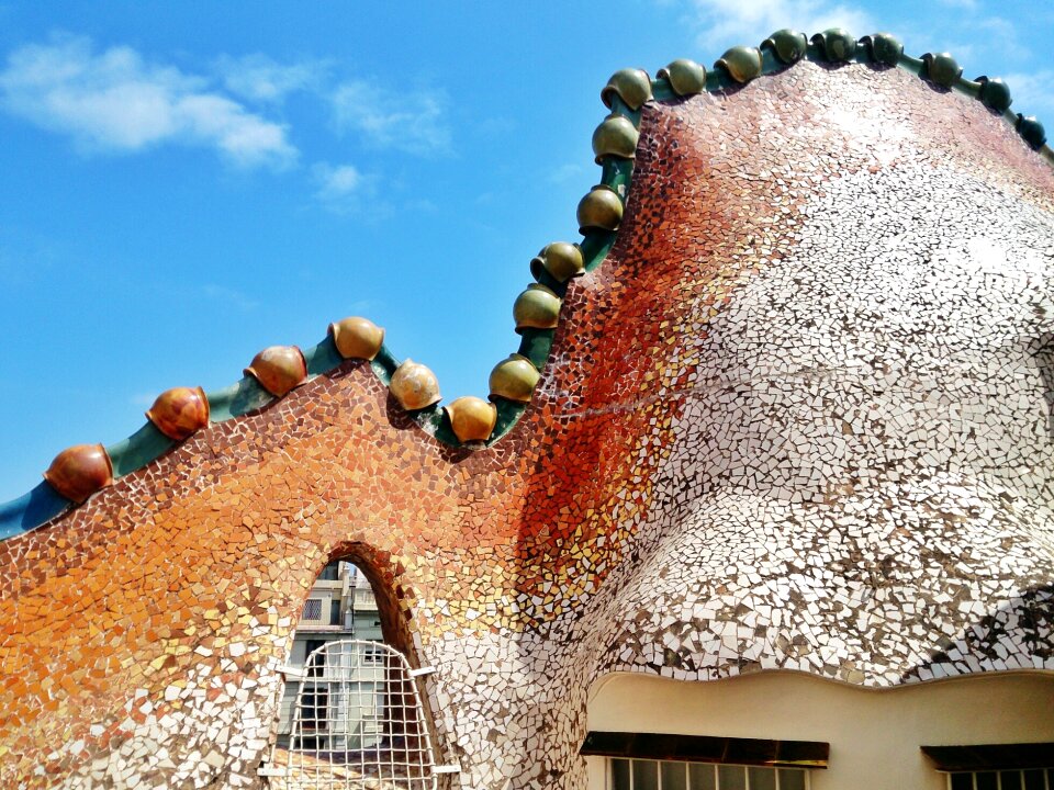 Gaudi casa batlló roof