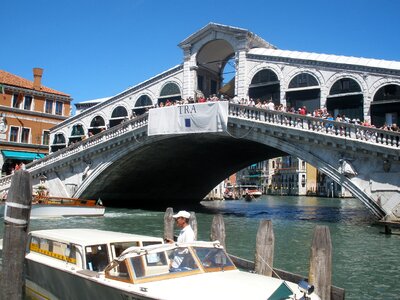 Rialto bridge italy town on the river