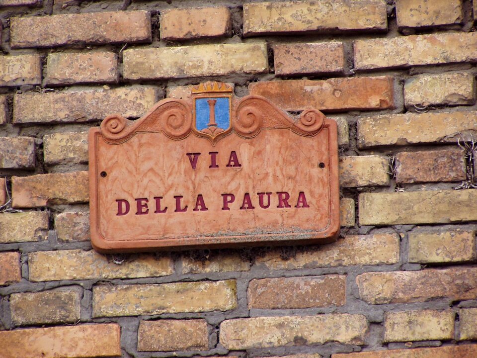 Wall brick wall history