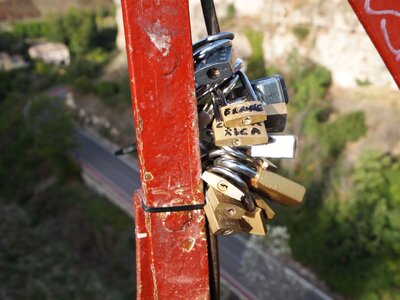 Love symbol padlock