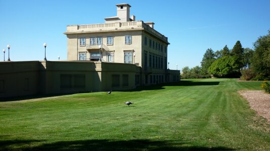 House manor mansion