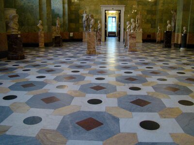 Hall sculpture ancient greece