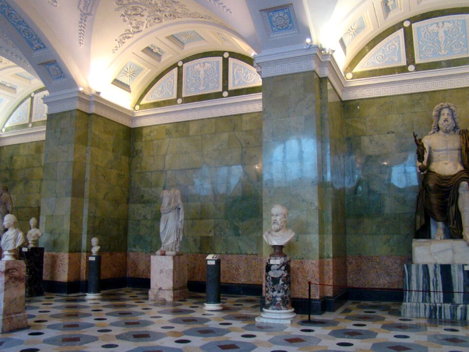 Hall sculpture ancient greece