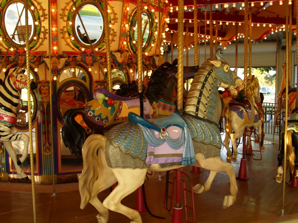 Amusement park ride