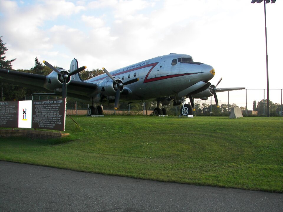 Air bridge aircraft berlin