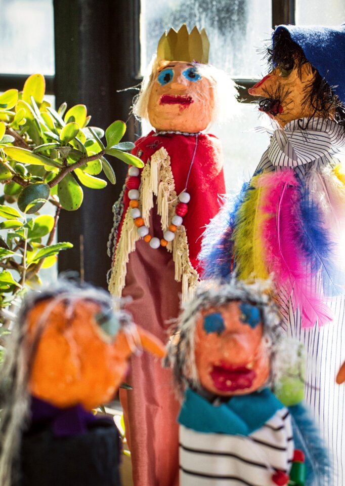 Network group puppet show