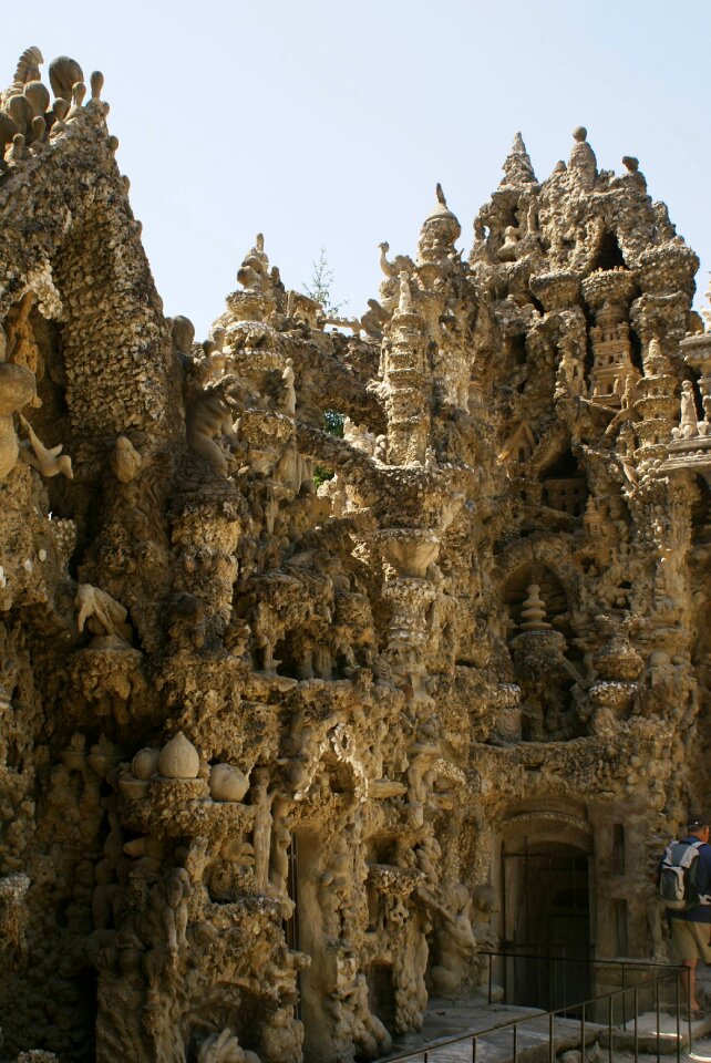 Palace postman cheval