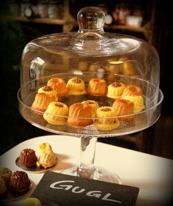 Delicious glass cloche sugar