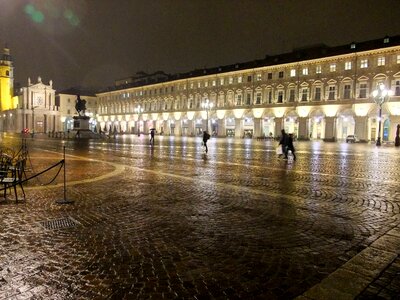 Night lighting space