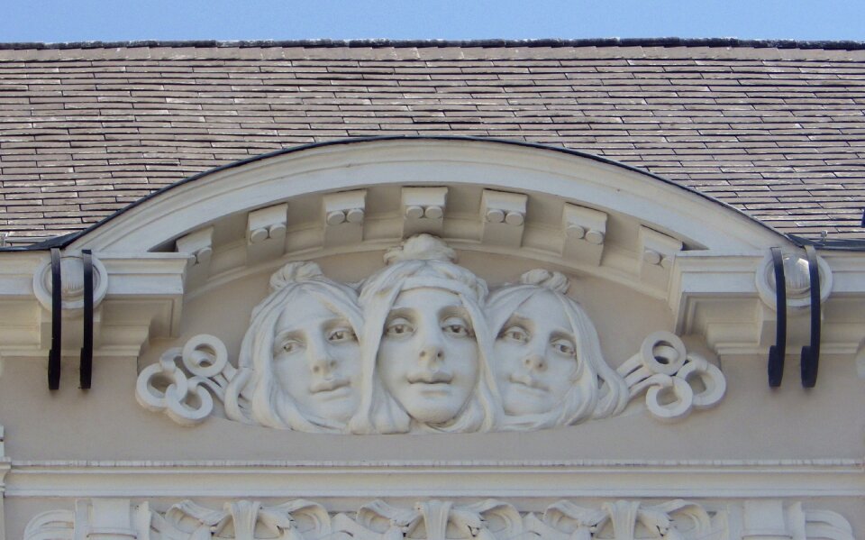Art nouveau vienna stucco