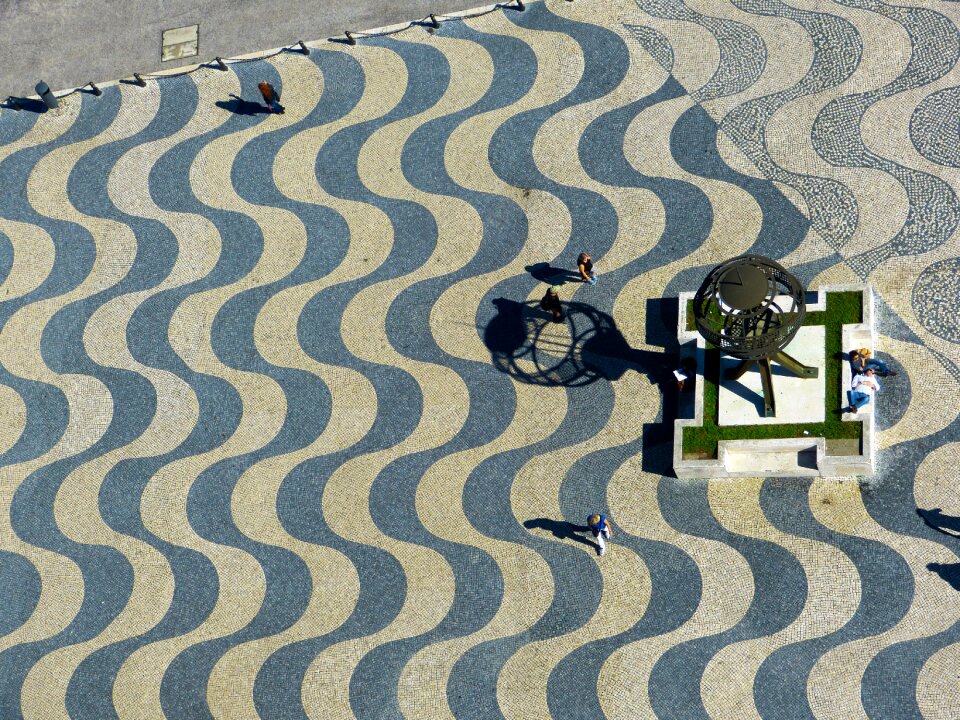 Space ground wave pattern