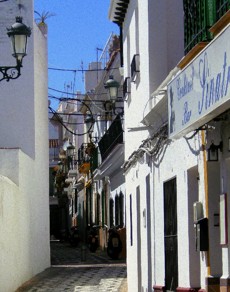 Maritime building road