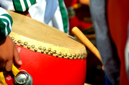 Play music musical instrument drums