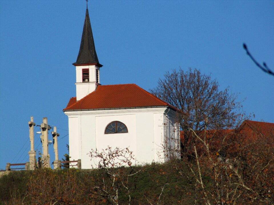 Chapel st thomas mount sky