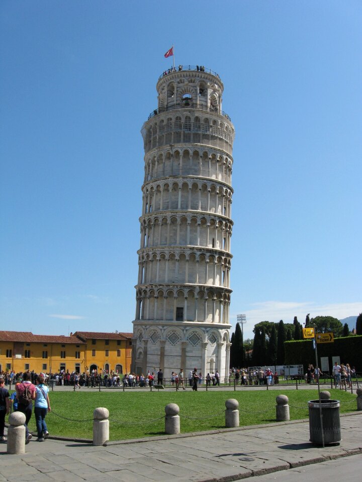 Vacations leaning tower pisa