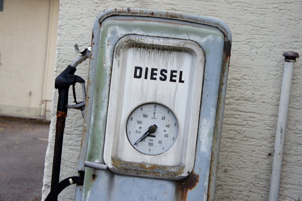 Fuel pump old refuel